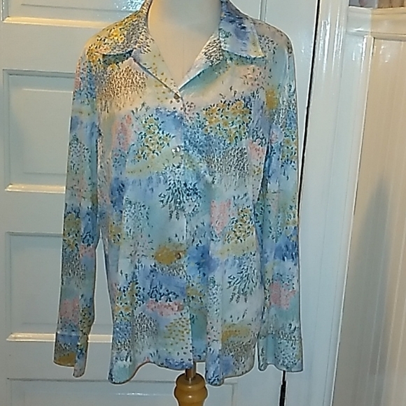 Vintage Tops - Vintage 1970s Prospect Hill ladies retro polyester shirt